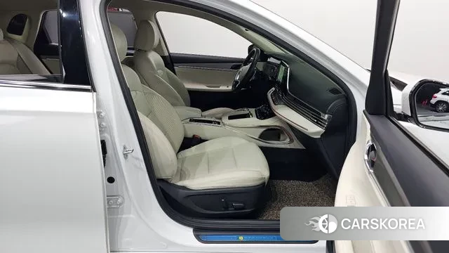 Hyundai The New Grandeur IG 2022 Белый из Кореи, фото 2