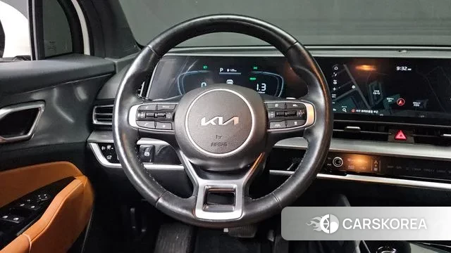 Kia Sportage 5th Generation Hybrid 2023 Белый из Кореи, фото 2