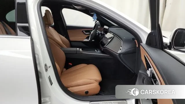 Mercedes-Benz E-Class W214 2024 Белый из Кореи, фото 2