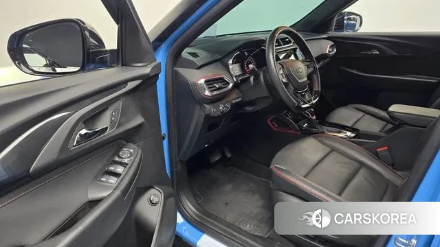 Chevrolet (GM Daewoo) Trailblazer 2023 Синий из Кореи, фото 2