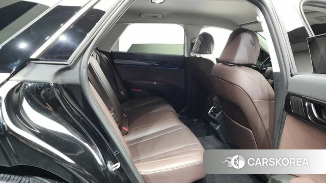 Hyundai Grandeur Hybrid (GN7) 2023 Черный из Кореи, фото 2