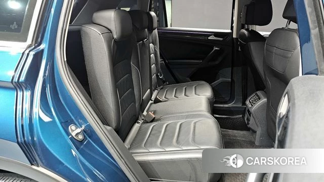 Volkswagen Tiguan second Generation 2022 Синий из Кореи, фото 2