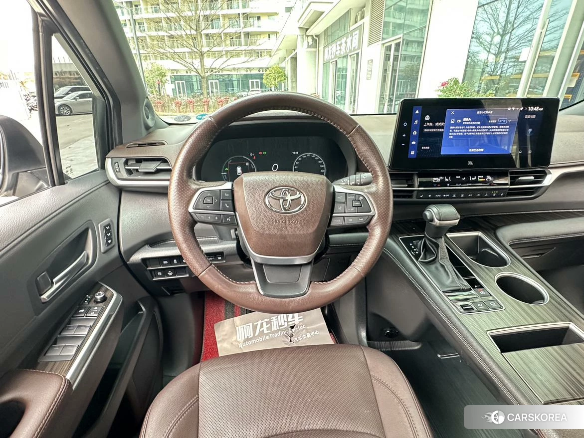 Toyota Saina 2021 Белый из Китая, фото 2
