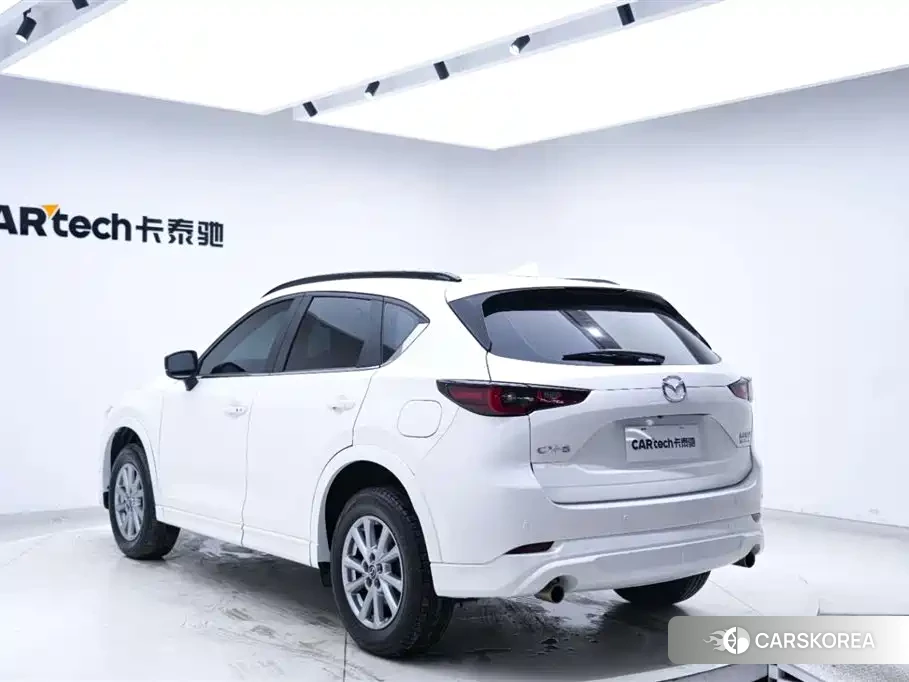 Mazda CX-5 2023 Белый из Китая, фото 2