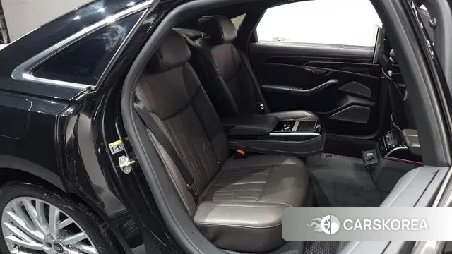 Audi A8 (D5) 2021 Черный из Кореи, фото 2