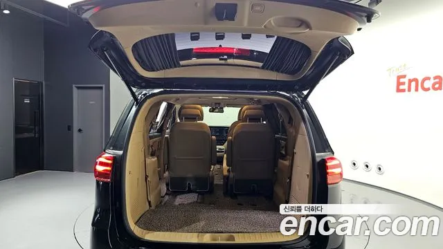 Kia The New Carnival id 2681898 из Кореи 2