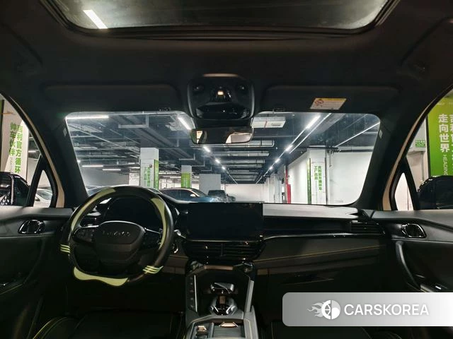 Lynk 06 2023 Черный из Китая, фото 2