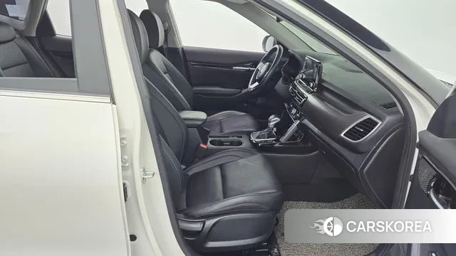 Kia Seltos 2021 Белый из Кореи, фото 2