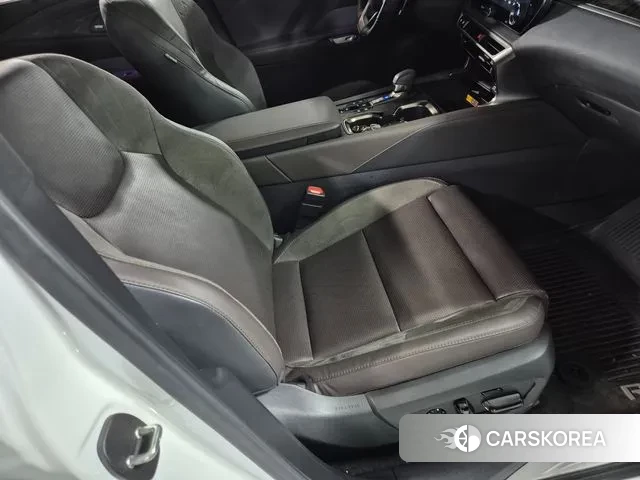 Lexus RX450h + 5th generation 2024 Белый из Кореи, фото 2