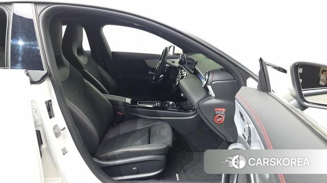 Mercedes-Benz CLA-Class C118 2024 Белый из Кореи, фото 2