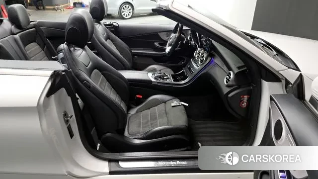 Mercedes-Benz C-Class W205 2021 Белый из Кореи, фото 2