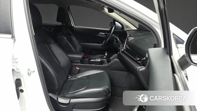 Kia Sportage 5th Generation 2021 Белый из Кореи, фото 2