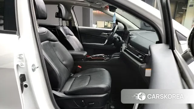 Kia Sportage 5th Generation Hybrid 2021 Белый из Кореи, фото 2