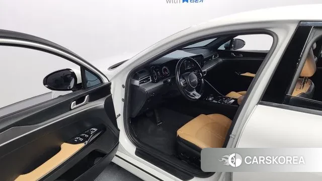 Kia K5 Hybrid 3rd Generation 2022 Белый из Кореи, фото 2