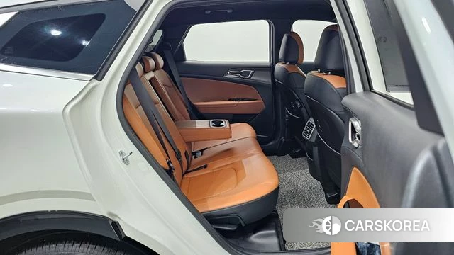 Kia Sportage 5th Generation 2023 Белый из Кореи, фото 2