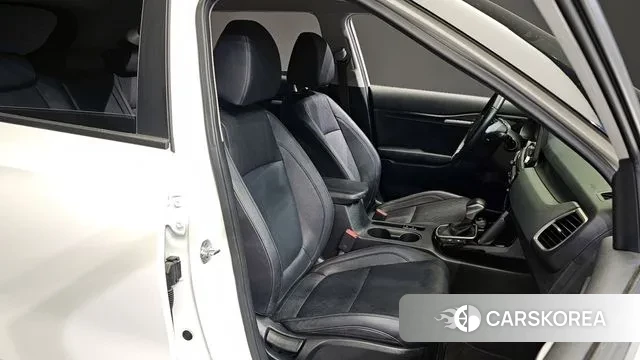 Kia Seltos 2022 Белый из Кореи, фото 2