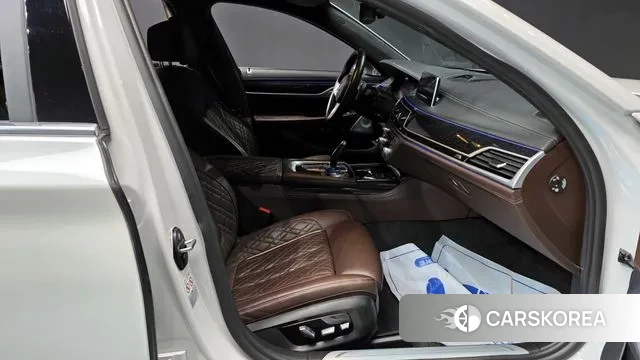 BMW 7 Series (G11) 2022 Белый из Кореи, фото 2