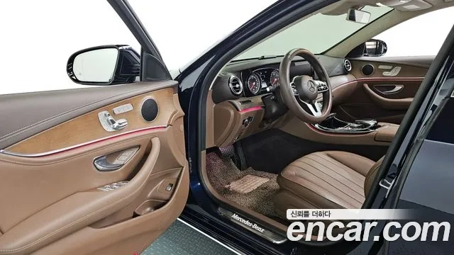 Mercedes-Benz E-Class W213 2020 Синий из Кореи, фото 2