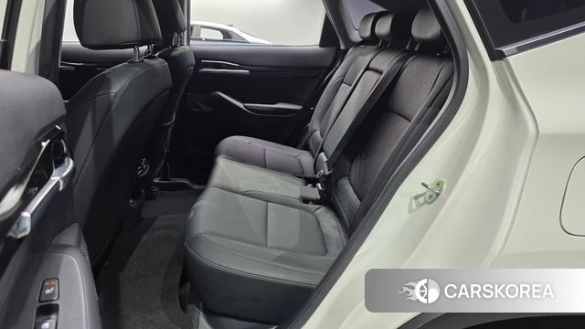 Kia Seltos 2022 Белый из Кореи, фото 2