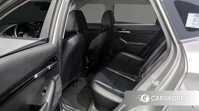 Kia Seltos 2022 Серый из Кореи, фото 2