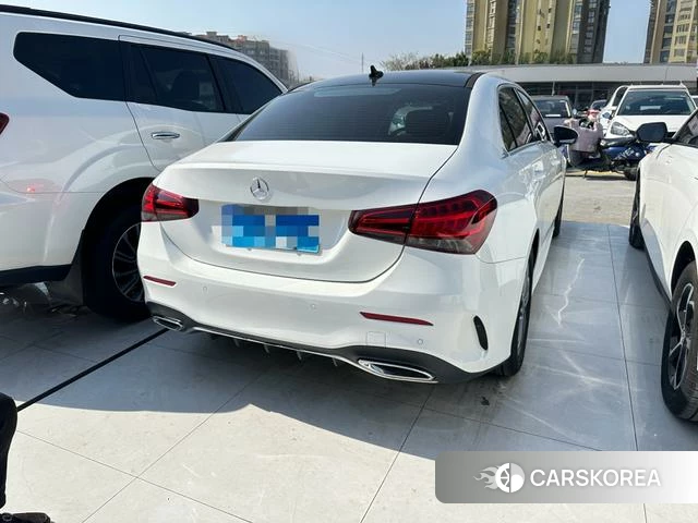 Mercedes-Benz Class A 2021 Белый из Китая, фото 2