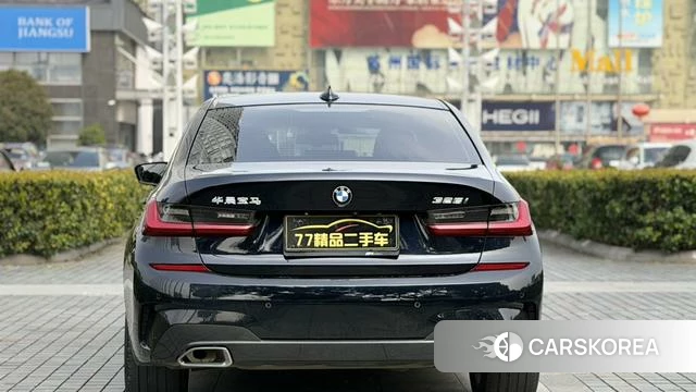 BMW 3 series 2022 Черный из Китая, фото 2