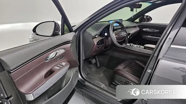 Genesis GV70 2021 Серый из Кореи, фото 2