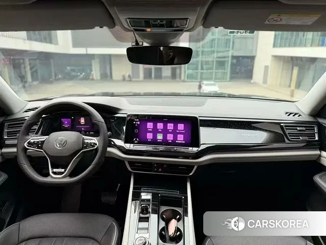 Volkswagen Tourang 2023 Черный из Китая, фото 2