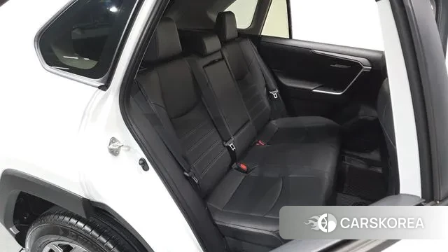 Toyota RAV4 5th Generation 2025 Белый из Кореи, фото 2