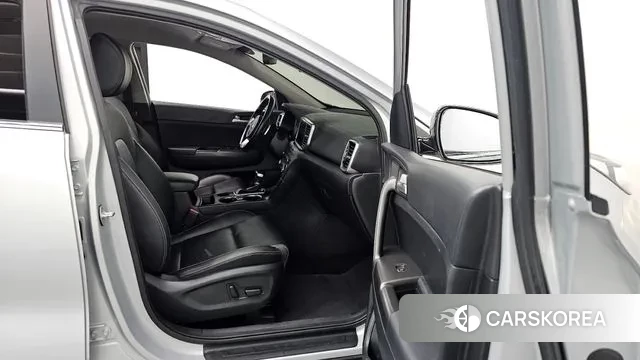 Kia Sportage The Bold 2019 Серебряный из Кореи, фото 2