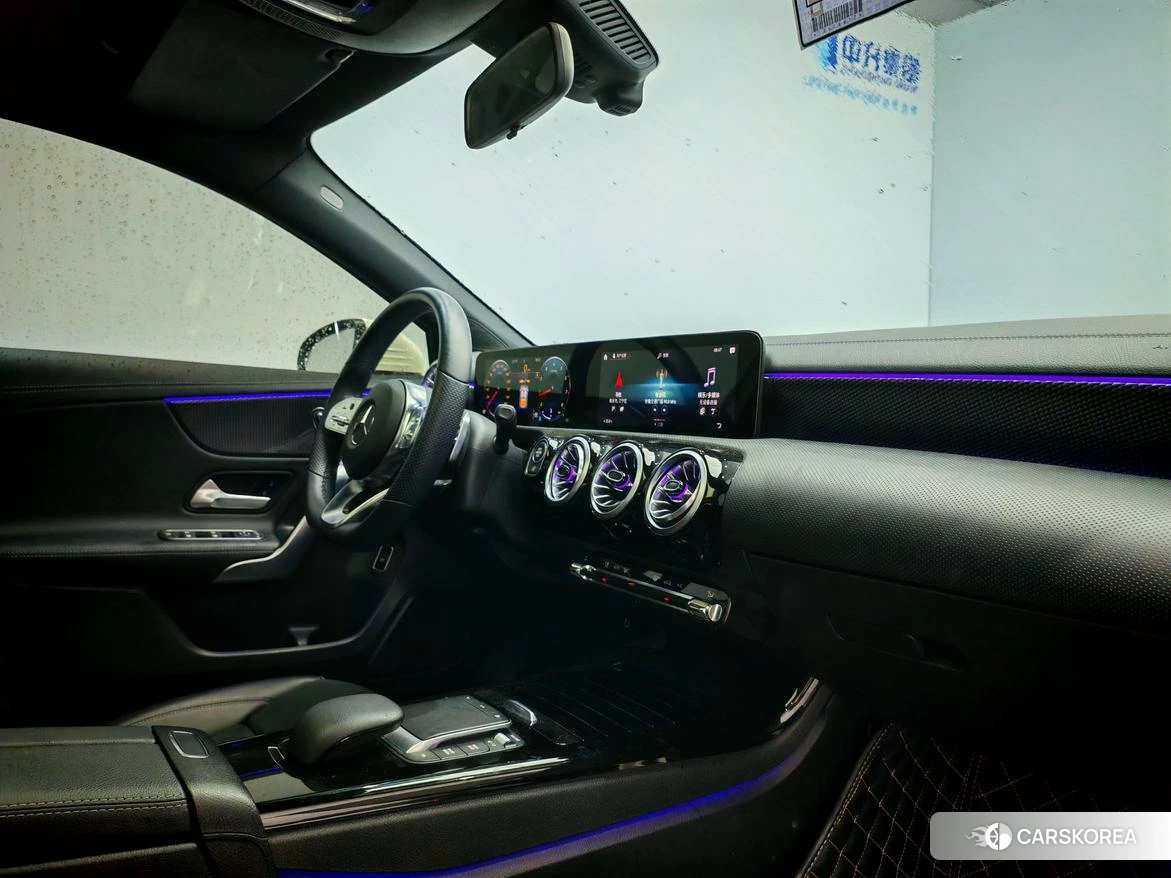 Mercedes-Benz Class A 2021 Белый из Китая, фото 2