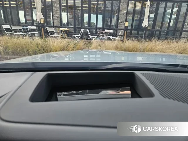 BMW 5 Series (G60) 2024 Небесно-голубой из Кореи, фото 2