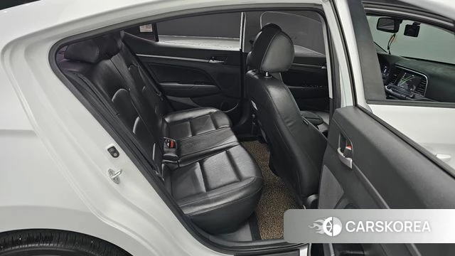 Hyundai Avante AD id 4331804 из Кореи 2
