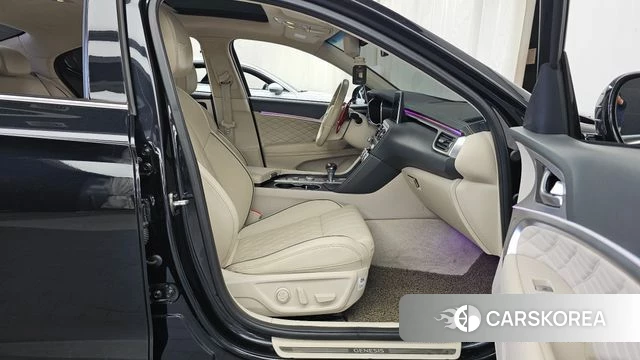 Genesis G70 2019 Черный из Кореи, фото 2