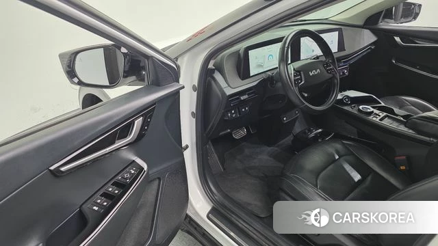 Kia EV6 2022 Белый из Кореи, фото 2