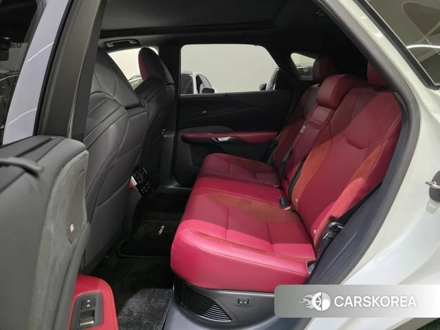 Lexus RX500h 5th generation 2025 Белый из Кореи, фото 2