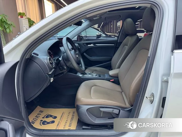 Audi A3 2021 Белый из Китая, фото 2