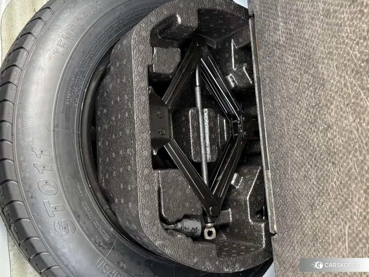 Kia KX3 proud run 2022 Белый из Китая, фото 2