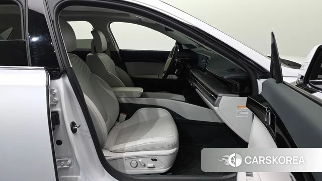 Hyundai Grandeur Hybrid (GN7) 2024 Белый из Кореи, фото 2