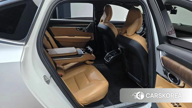 Volvo S90 2022 Белый из Кореи, фото 2