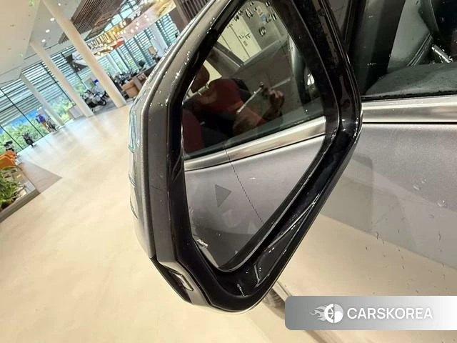 BMW X1 2024 Темно-серый из Китая, фото 2