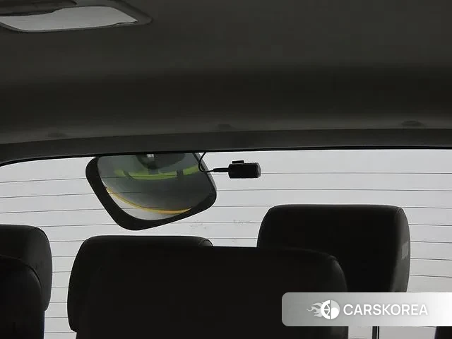 Hyundai The New Grand Starex 2018 Желтый из Кореи, фото 2