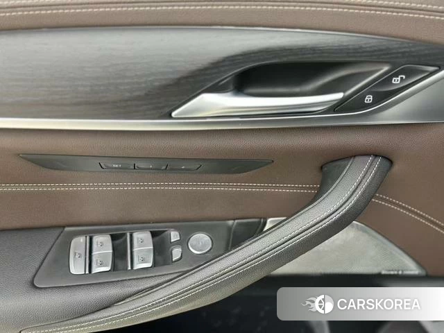 BMW 5 series 2021 Черный из Китая, фото 2