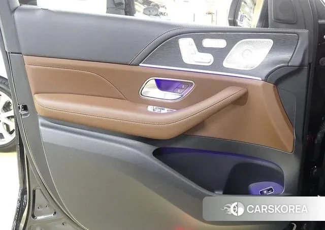 Mercedes-Benz GLS - Class X167 2024 Черный из Кореи, фото 2