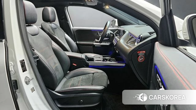 Mercedes-Benz GLA - Class H247 2020 Белый из Кореи, фото 2