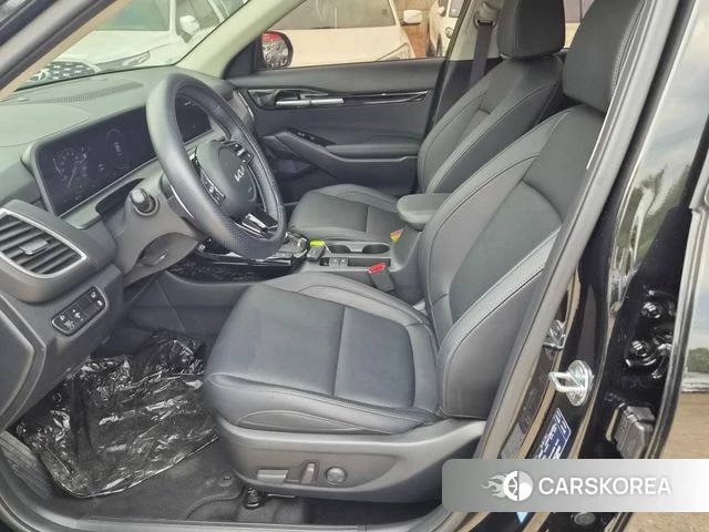 Kia The New Seltos 2024 Черный из Кореи, фото 2