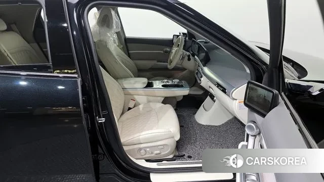 Genesis GV60 2022 Черный из Кореи, фото 2