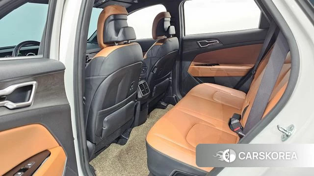 Kia Sportage 5th Generation Hybrid 2024 Белый из Кореи, фото 2