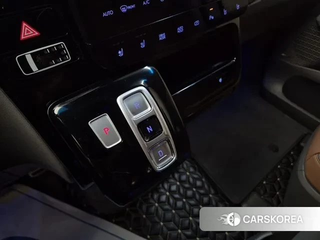 Hyundai Staria 2021 Белый из Кореи, фото 2