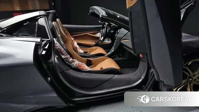 McLaren 750S 2024 Серебряный из Кореи, фото 2